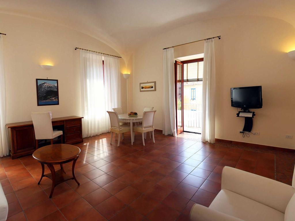 Palazzo Iaquinto Daire Santa Maria di Castellabate Dış mekan fotoğraf