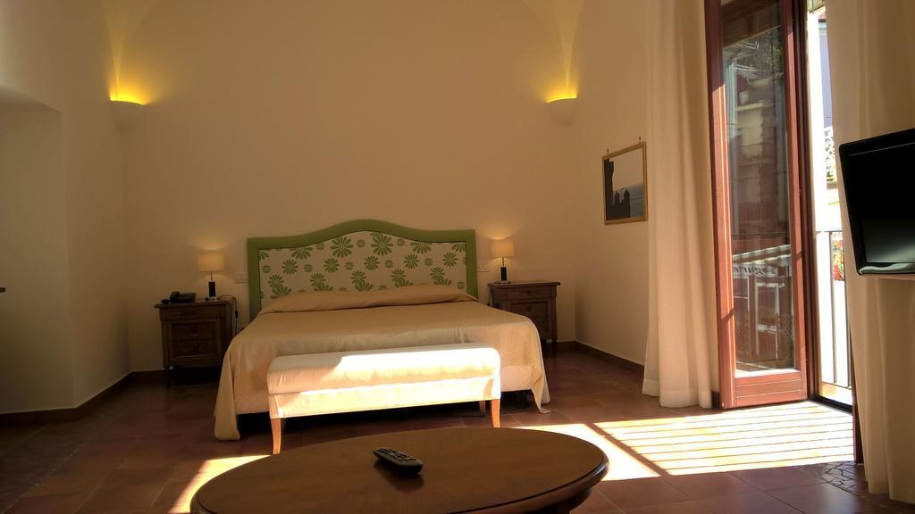 Palazzo Iaquinto Daire Santa Maria di Castellabate Dış mekan fotoğraf