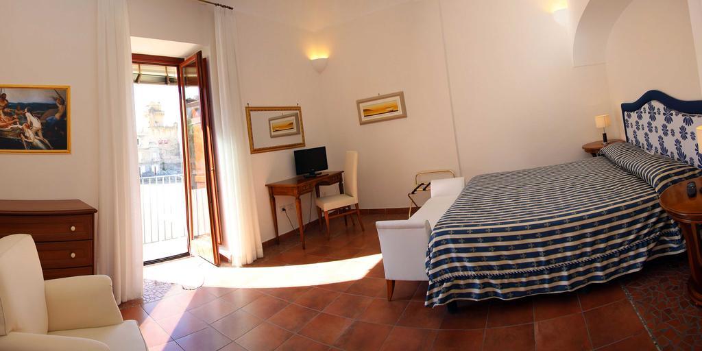 Palazzo Iaquinto Daire Santa Maria di Castellabate Dış mekan fotoğraf