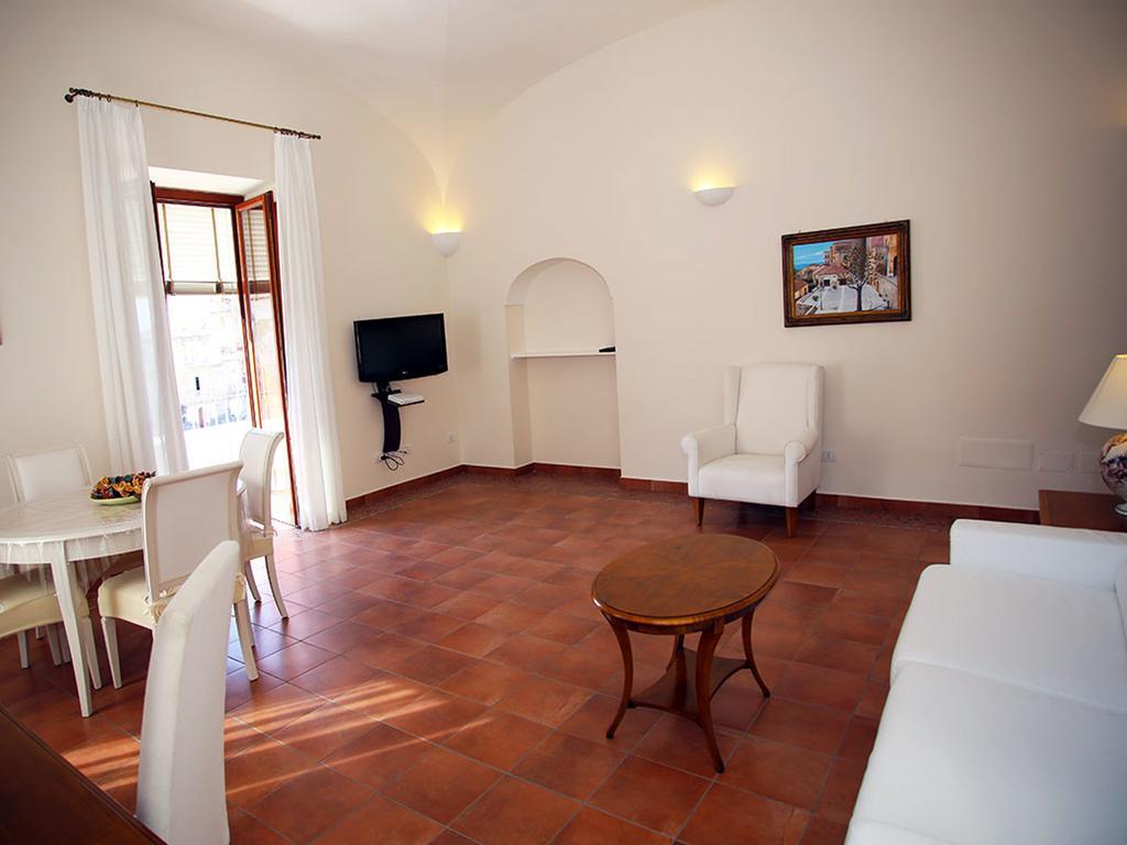 Palazzo Iaquinto Daire Santa Maria di Castellabate Dış mekan fotoğraf